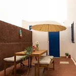 Casa Paca - Your Private Oasis In Lanzarote - Paradise By The Sea Дом отдыха Коста Бланка